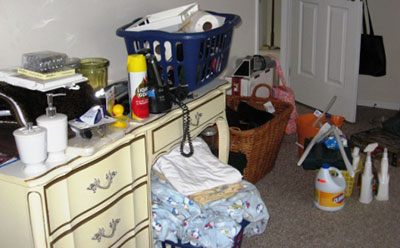 kids bedroom before staging