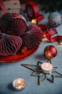 holiday decorating home stager